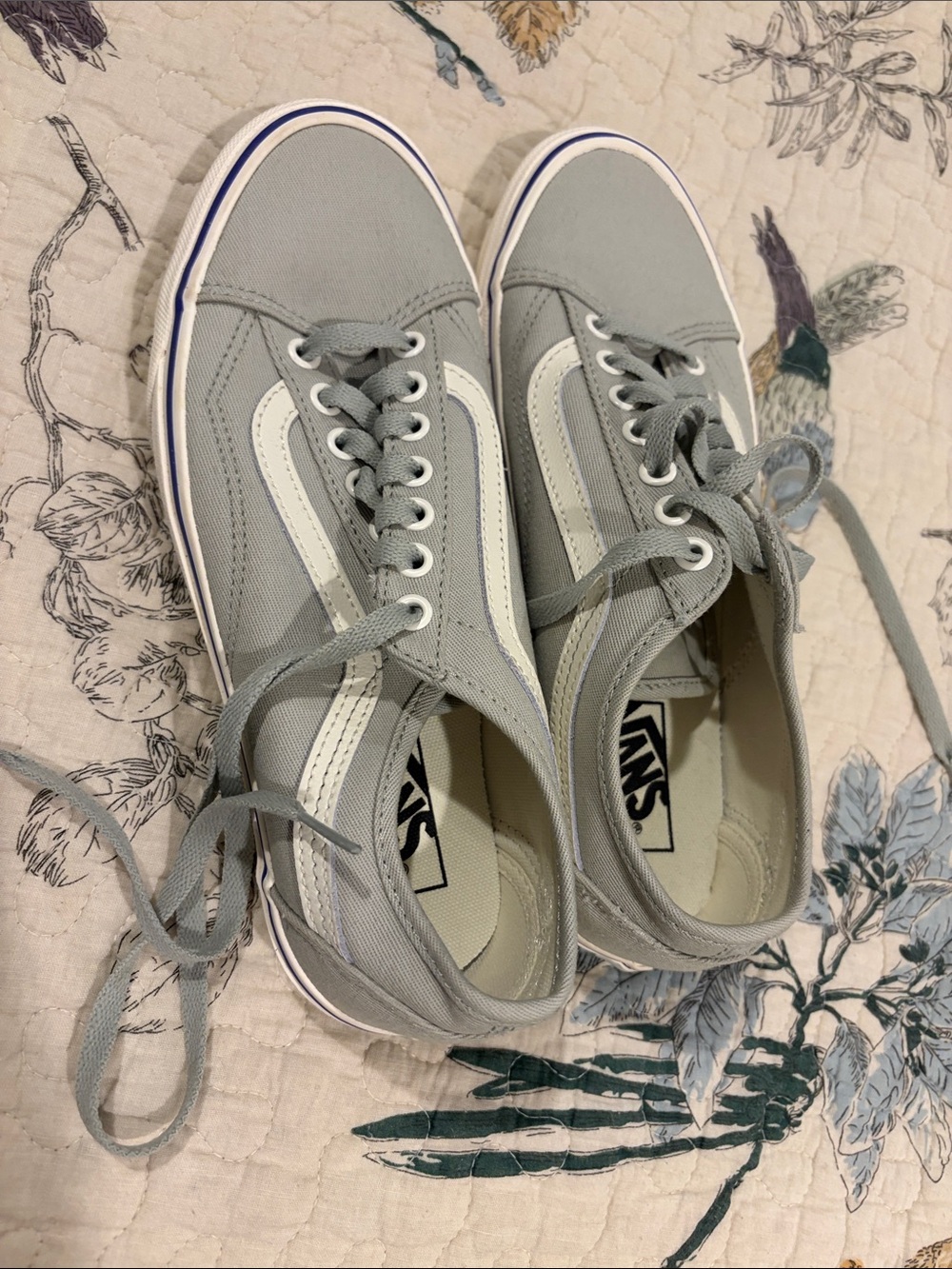 Vans Low Top Canvas Sneakers - Light Gray/green SIZE 8.5